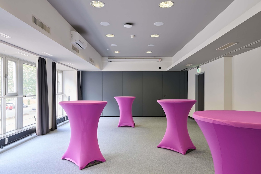 Premier Inn Saarbrucken City Centre 43/56