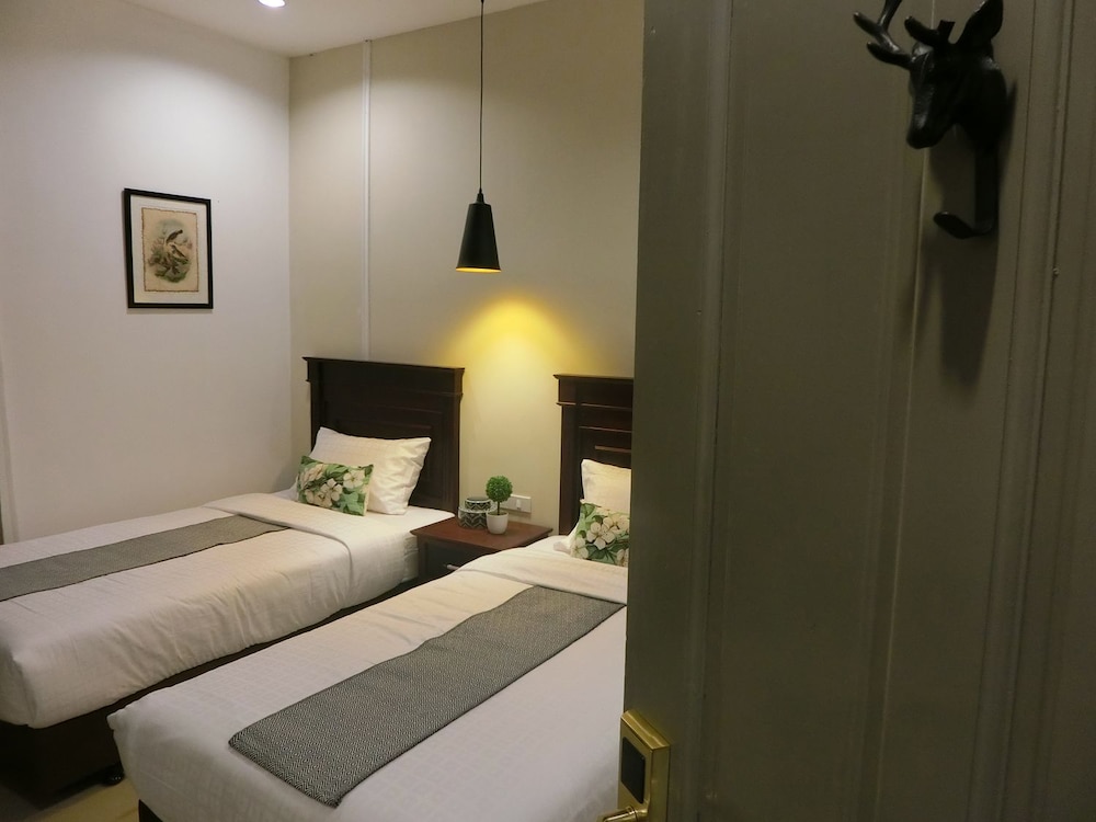 Bloom Boutique Hotel And Cafe 11/34