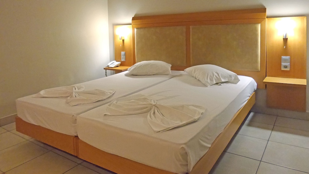 Saint Constantine Hotel 20/49