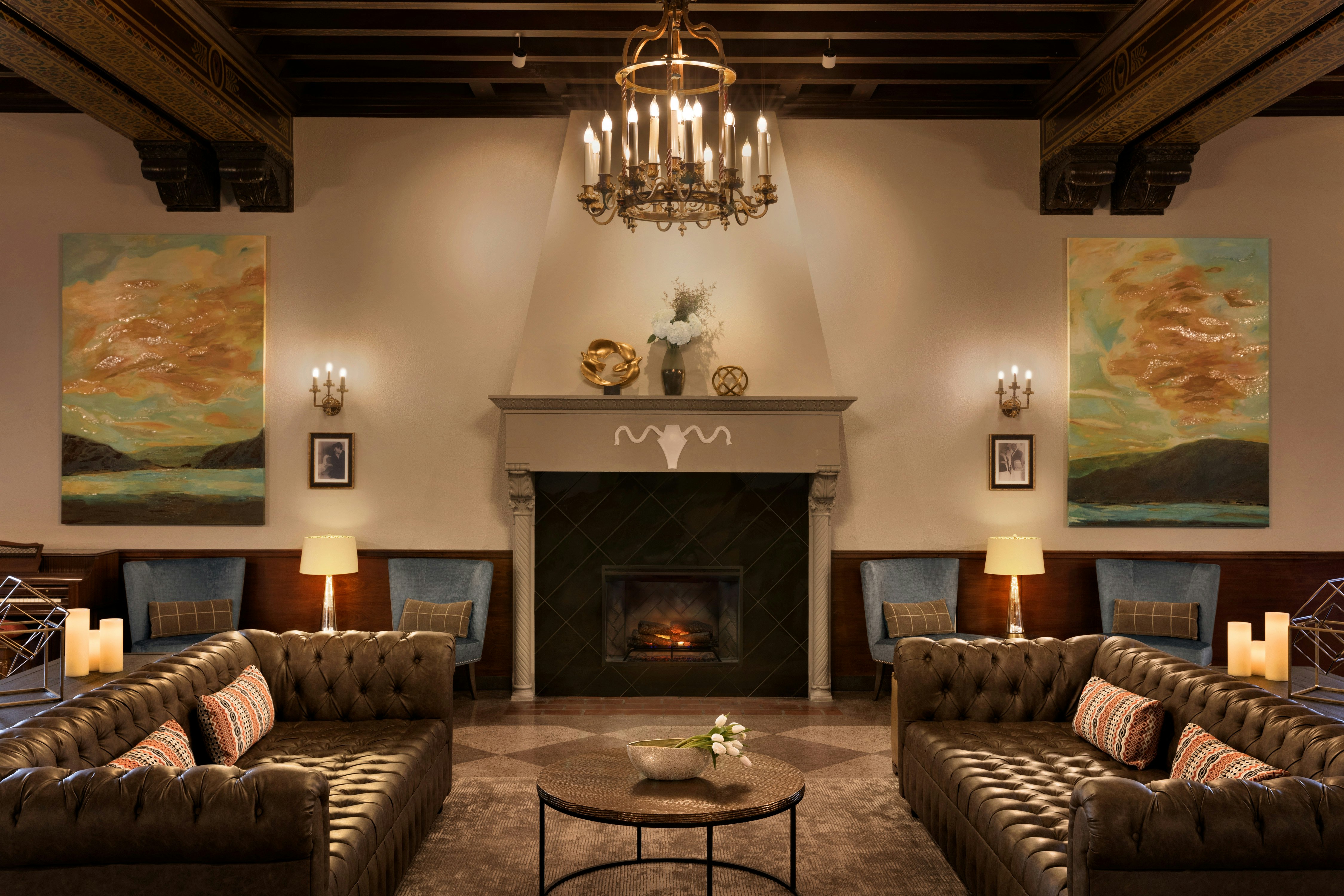Hotel Saranac Curio Collection By Hilton 40/63