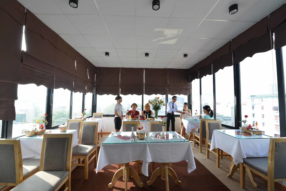 Blue Hanoi Inn Hotel 57/63