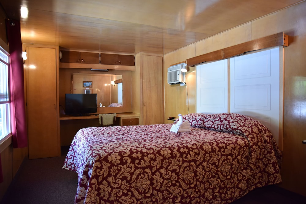 Robbins Motel 11/30