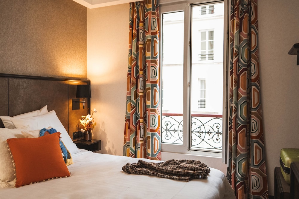COMFORT, DOUBLE BED