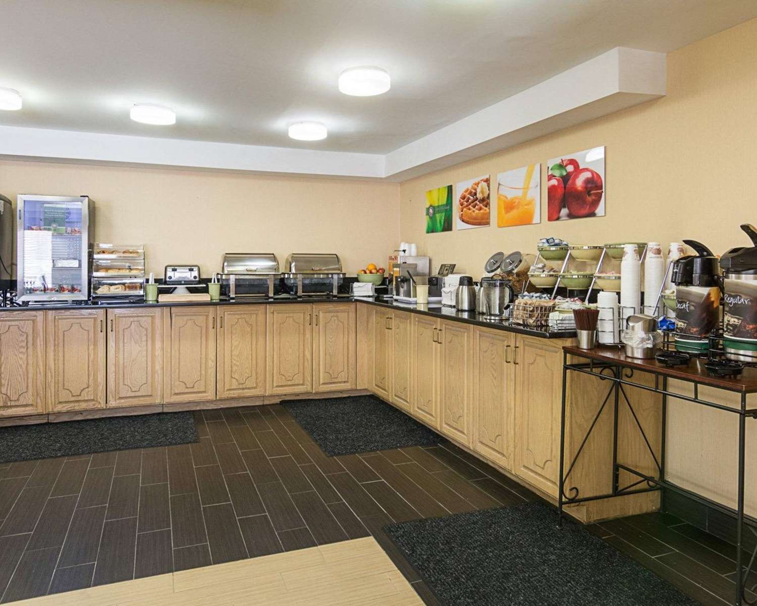 Quality Inn Richmond Airport 29/37