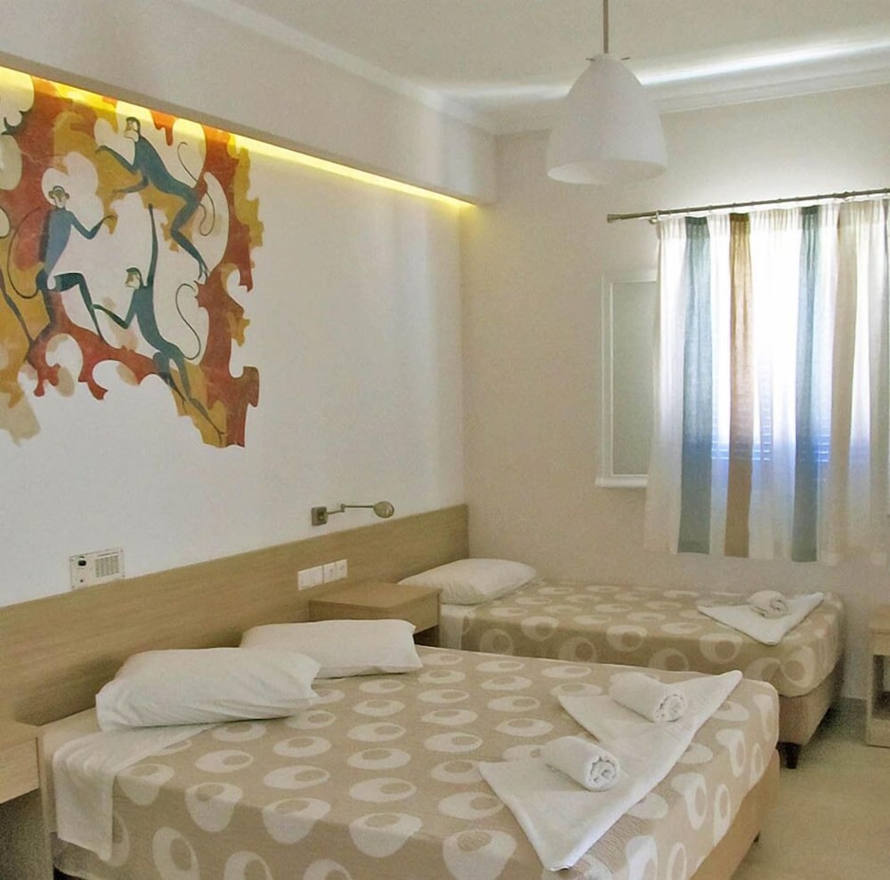 Hippocampus Hotel 24/72