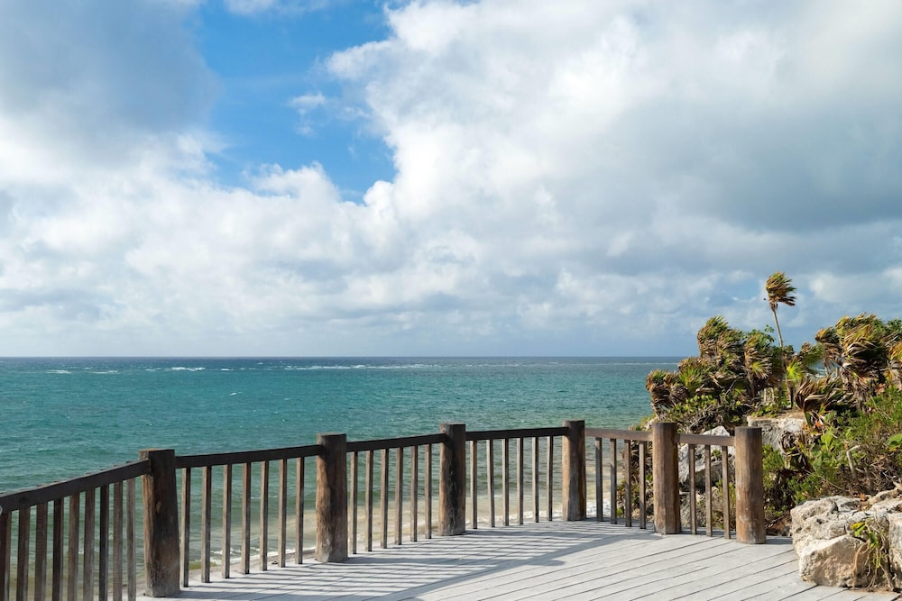 Wyndham Tulum 51/60