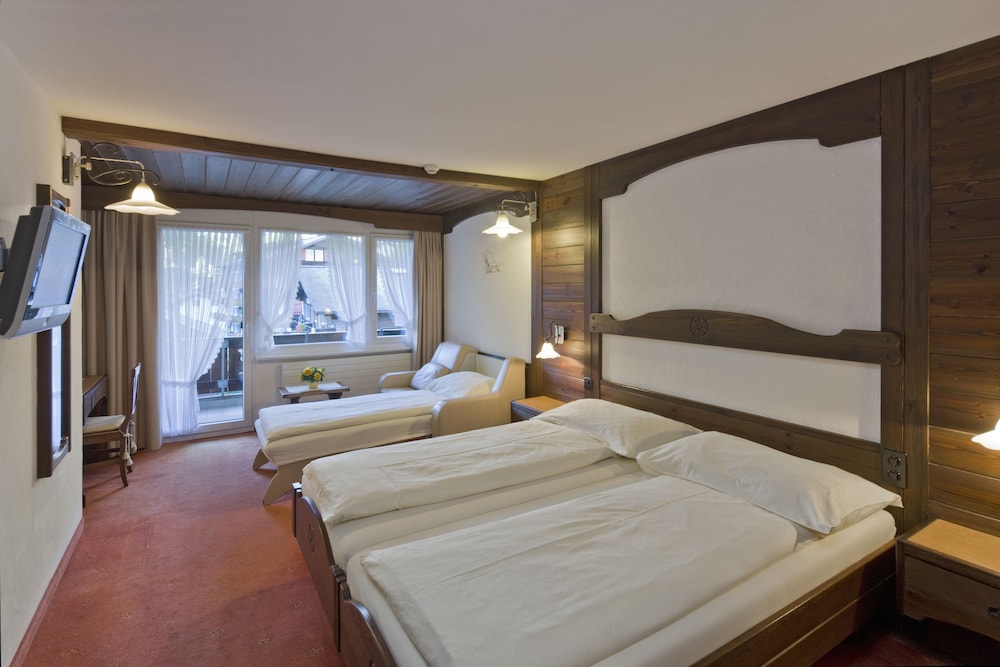 Hotel Antika 30/63