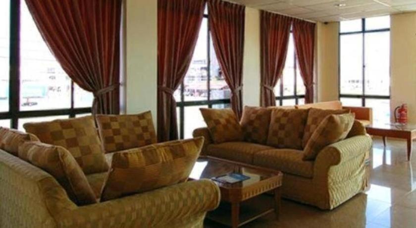 Aristo Hotel At Putatan 42/56