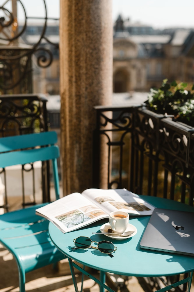 Solly Hotel Paris 35/50