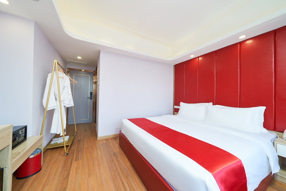 Sapphire Hotel Silom Bangkok 14/48