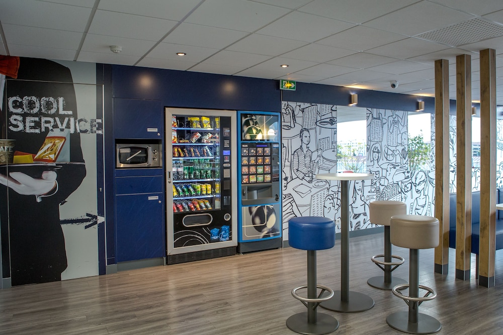Ibis budget Frejus Saint Raphael Centre et Plage 42/64