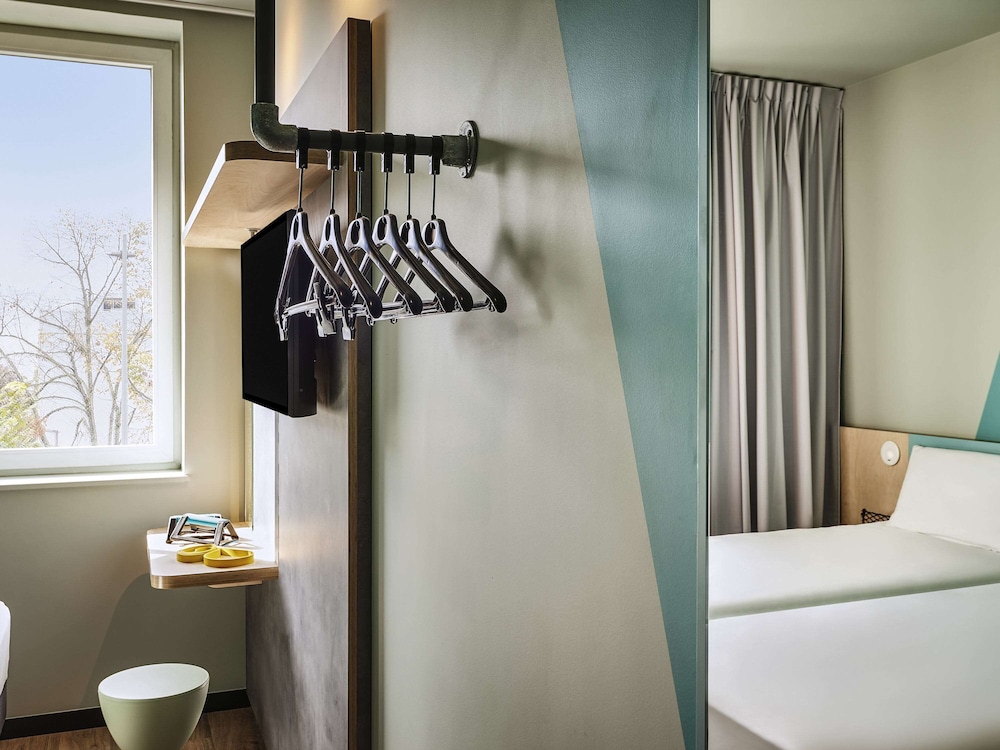 Ibis Budget Epinal 18/42