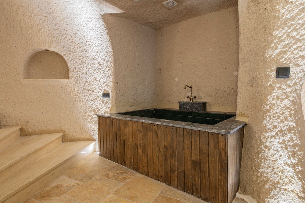 Ages In Cappadocia 6/50