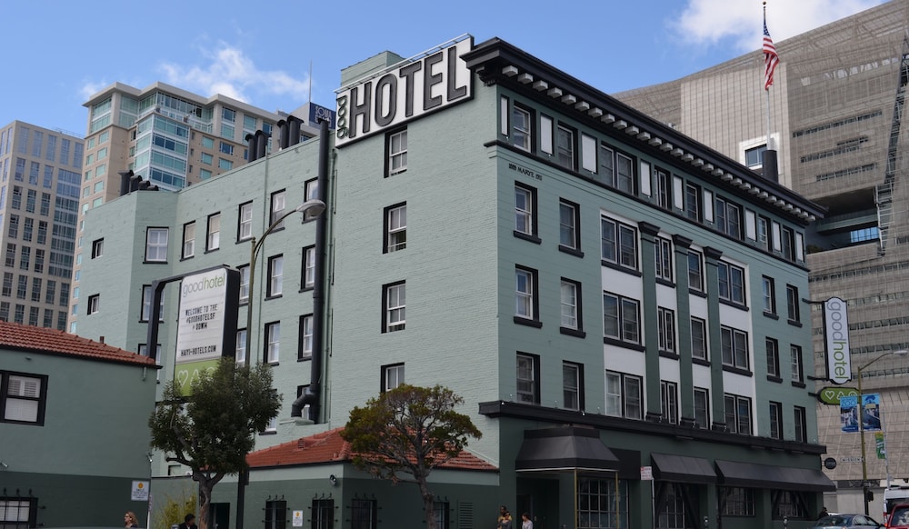 Hotel Garrett 4/50