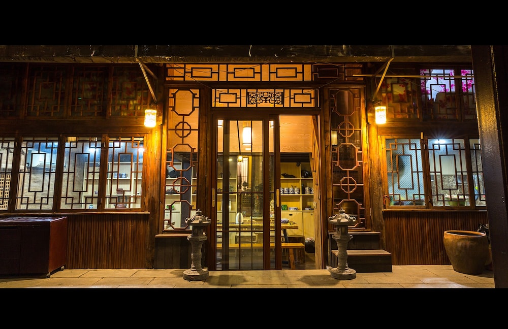 FTYS Hostel 4/50