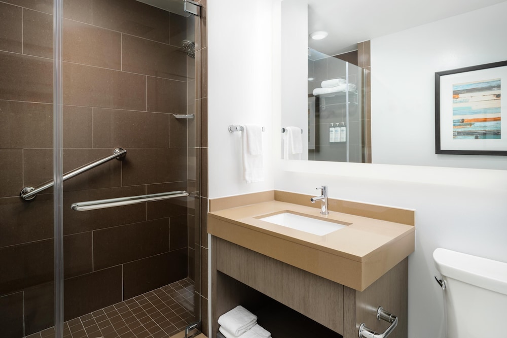 HYATT HOUSE NAPLES/5TH AVENUE 74/75