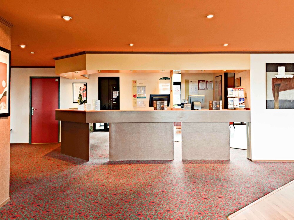 Ibis Nevers 9/63