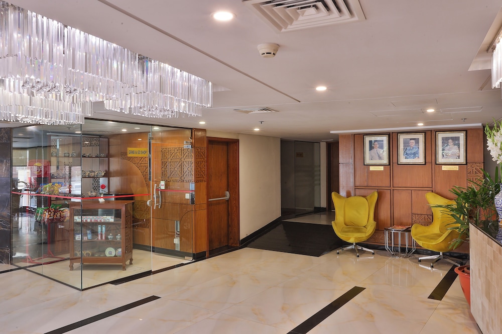 Avari Xpress Multan 8/49