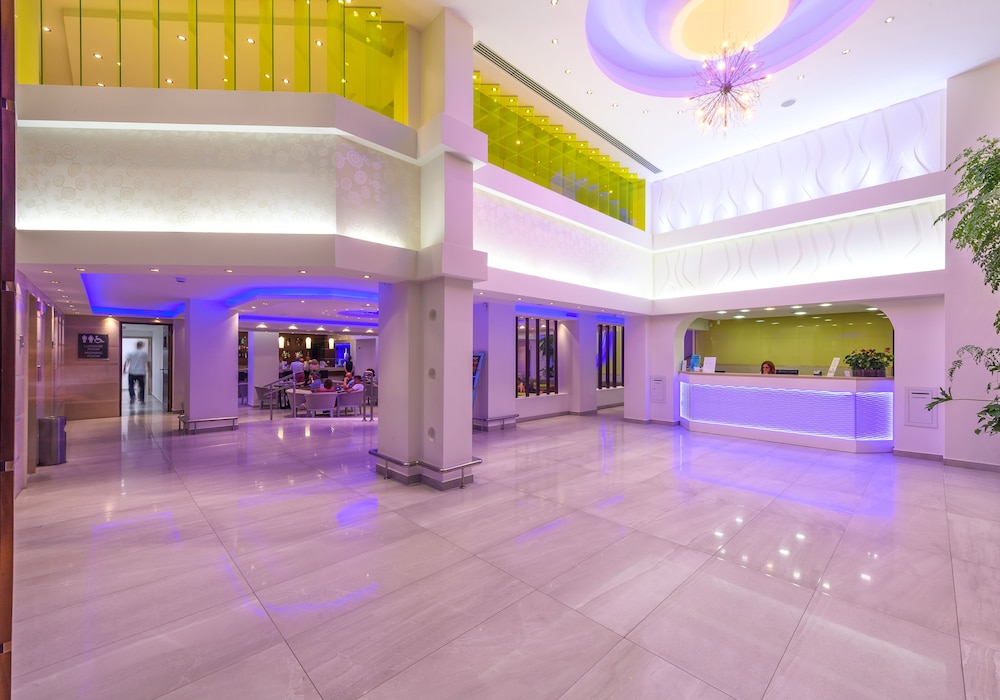 Tasia Maris Beach Hotel - Adults Only 7/49