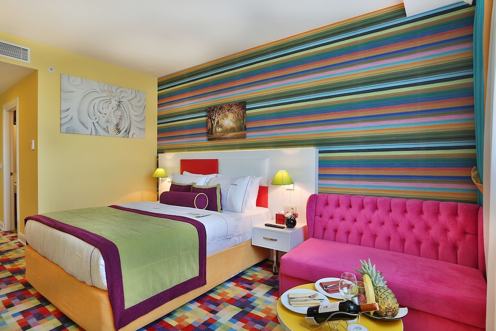 Mayi Hotel 10/55