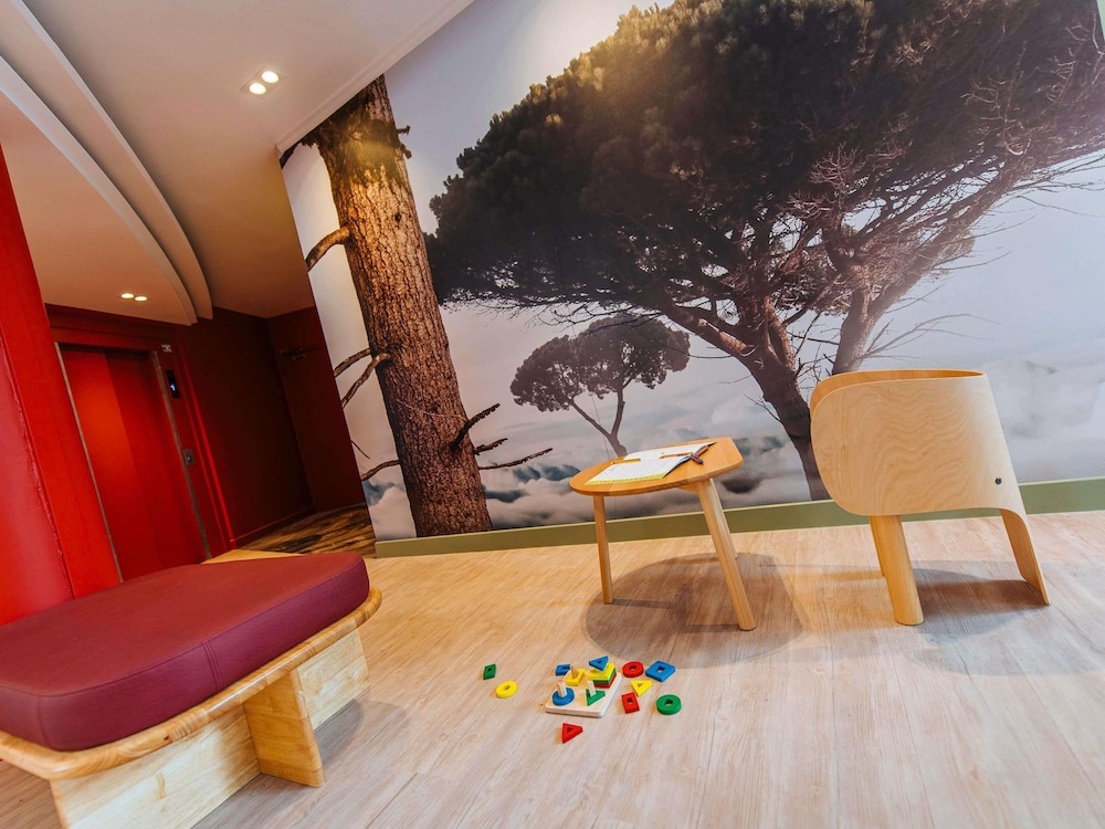IBIS STYLES ANTIBES 33/71