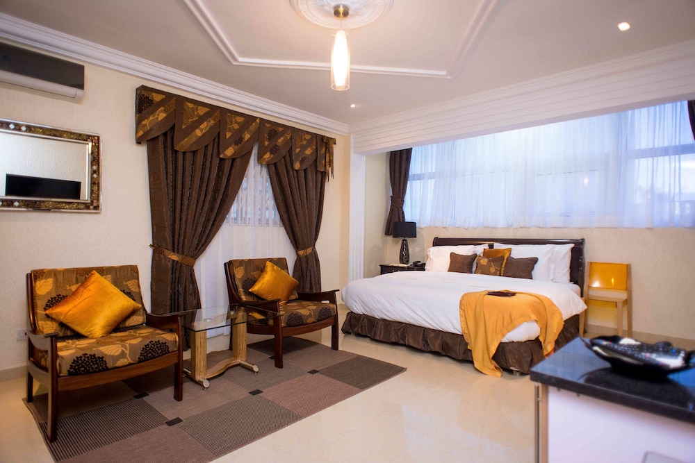 The Ritzz Exclusive Guest House 20/49