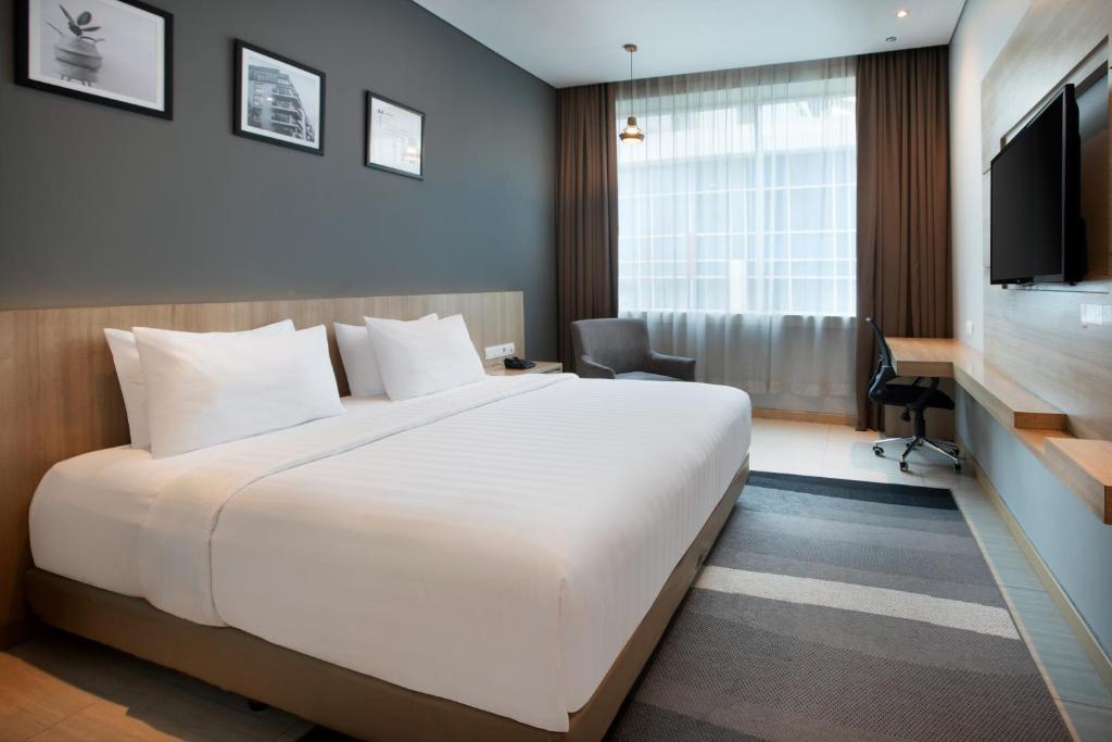 Deluxe, Double Bed