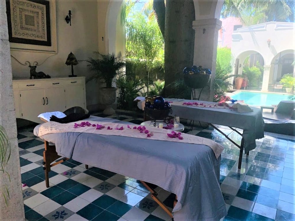 Casa Lecanda Boutique 17/38