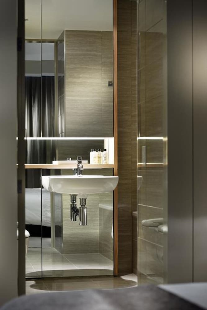 FRASER SUITES PERTH 5/67