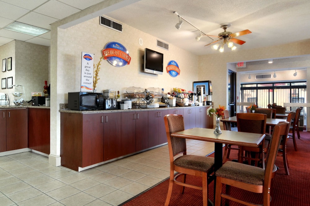 Baymont By Wyndham Macon I-75 11/27