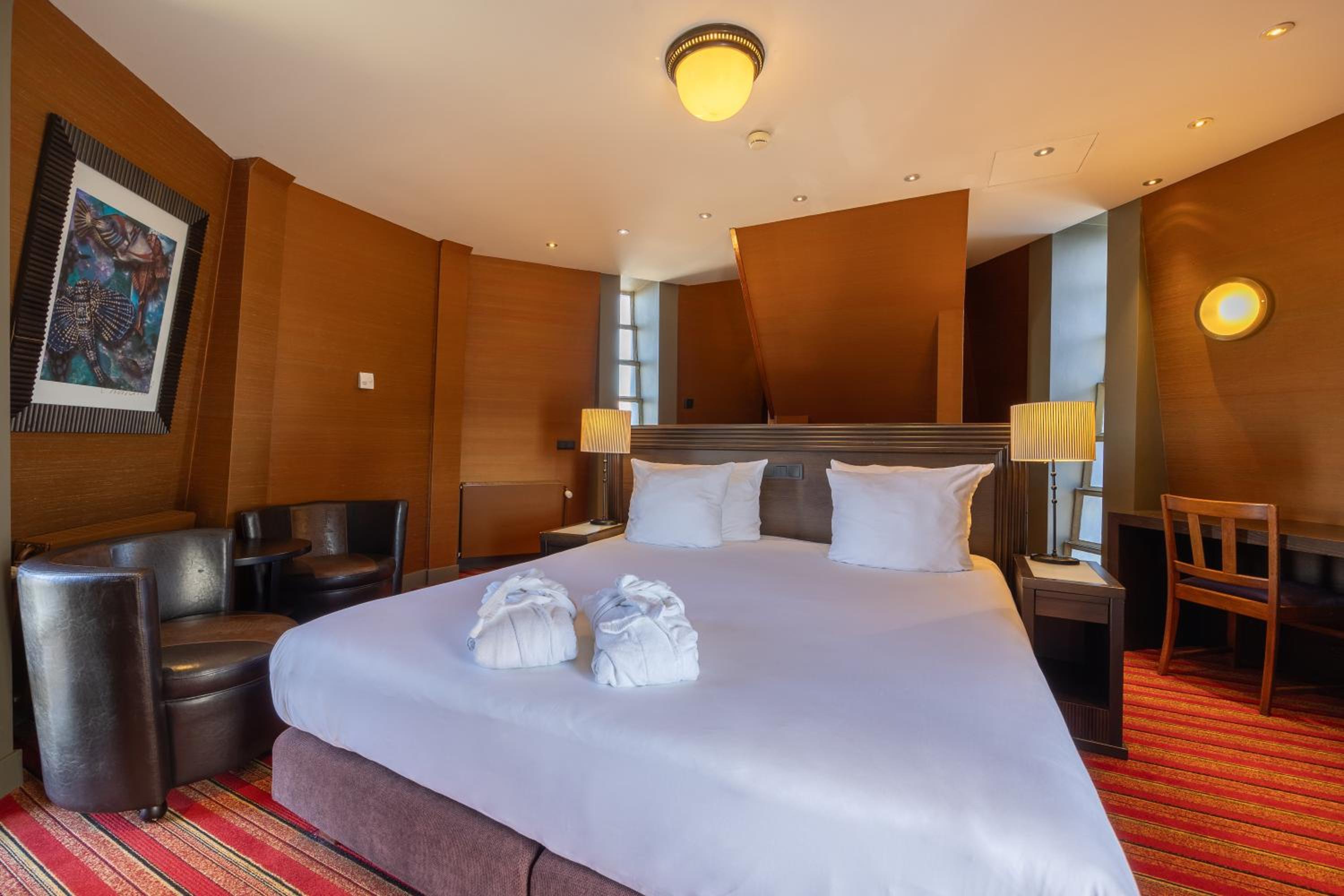 Suite, Double Bed