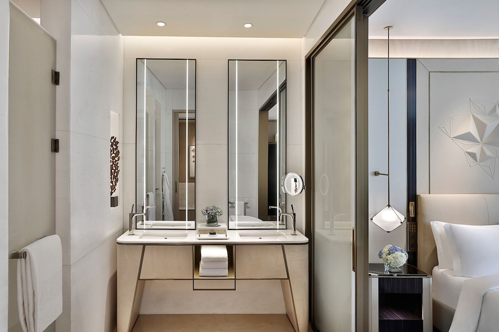The St. Regis Riyadh 43/45