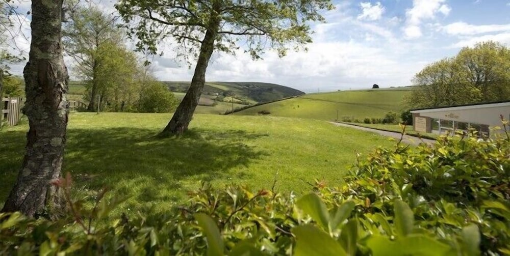 Killigarth Manor Holiday Park 24/26