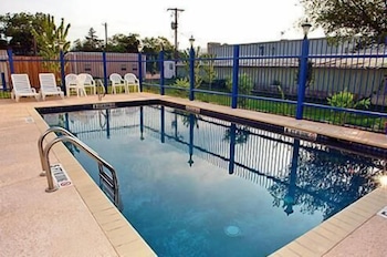 Wine Country Inn 3/26