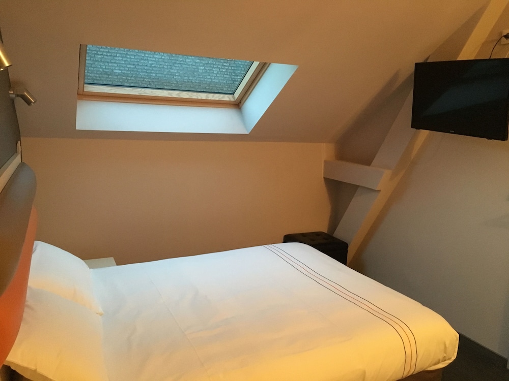 Adonis Hotel Strasbourg 25/50