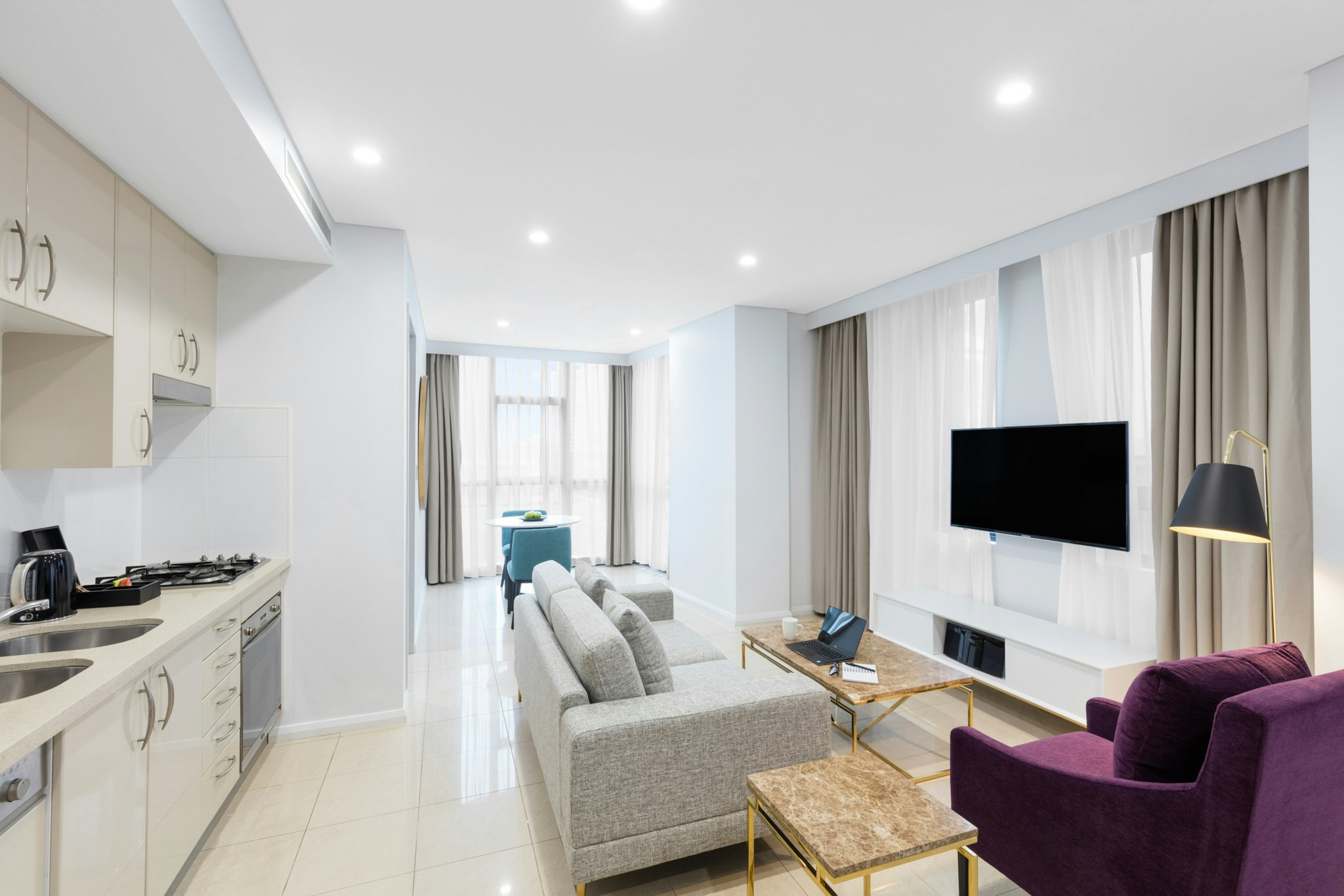 Meriton Suites Pitt Street 48/65