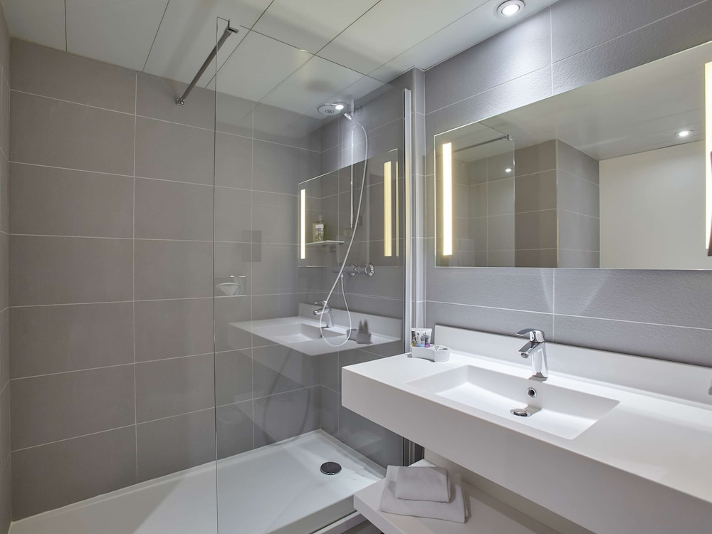 Mercure Paris Roissy Charles De Gaulle 17/74