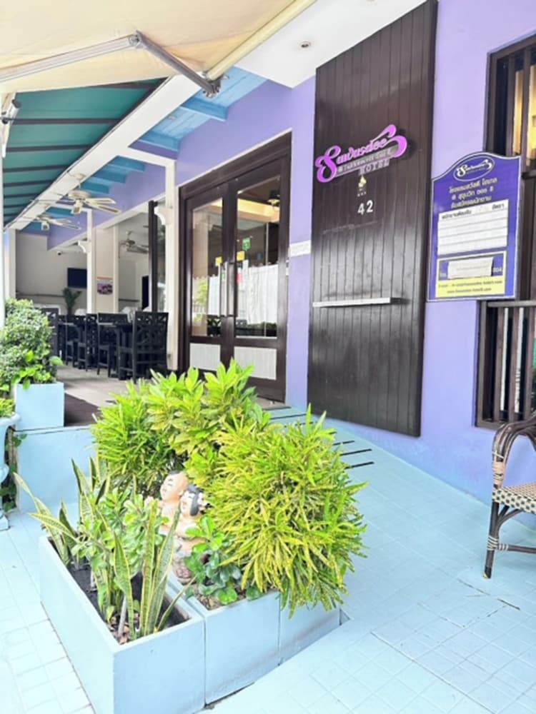 Sawasdee Hotel At Sukhumvit Soi 8 in BANGKOK