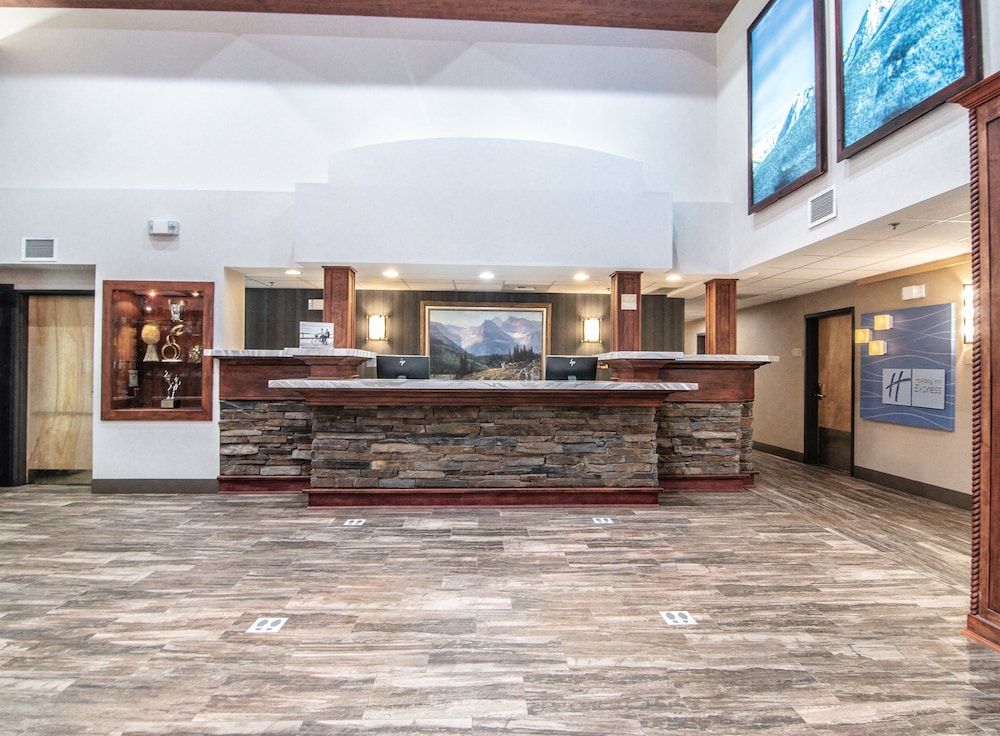 Holiday Inn Express Hotel & Suites Kalispell 9/77