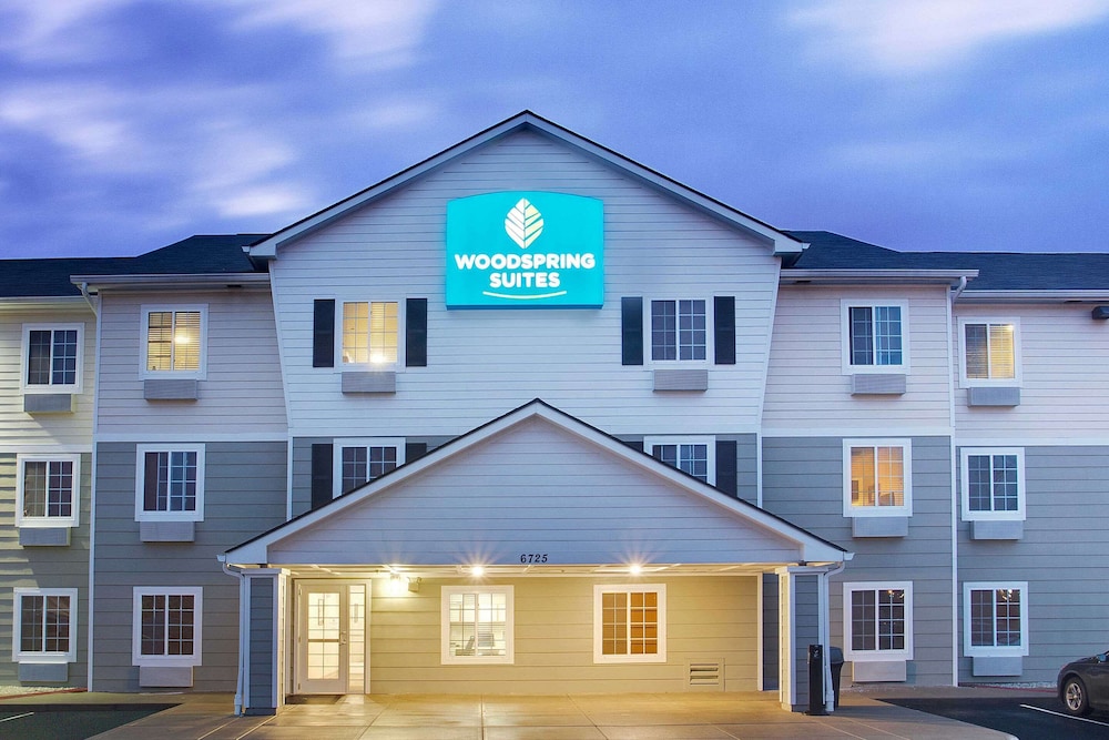 WoodSpring Suites Cincinnati Fairfield 1/22