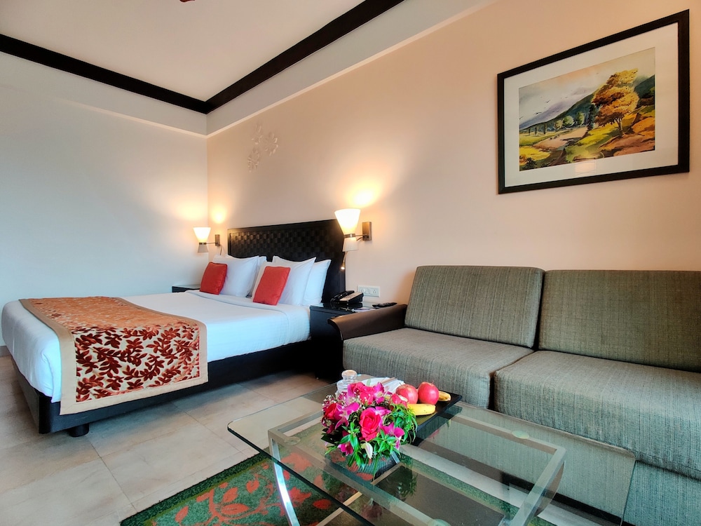 Fariyas Resort Lonavla 48/77