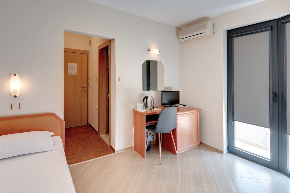 Amon Ra Family Hotel 26/35