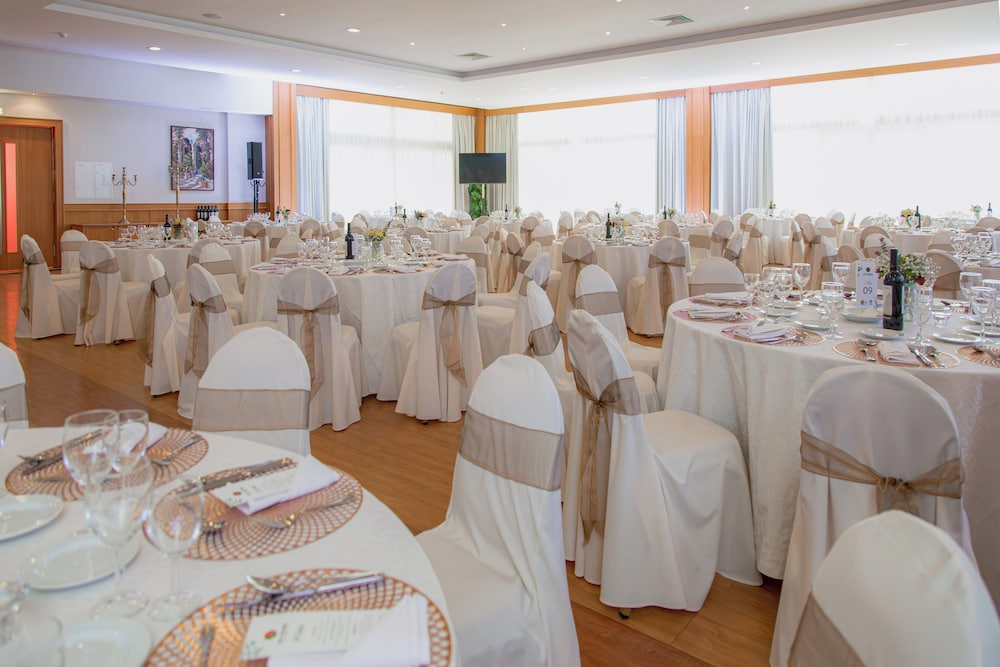 Hotel Covilha Dona Maria Affiliated By Melia 54/62