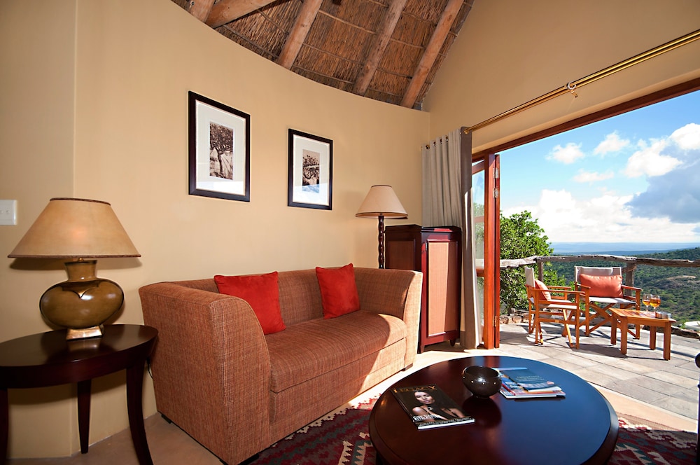 Kuzuko Lodge 24/50