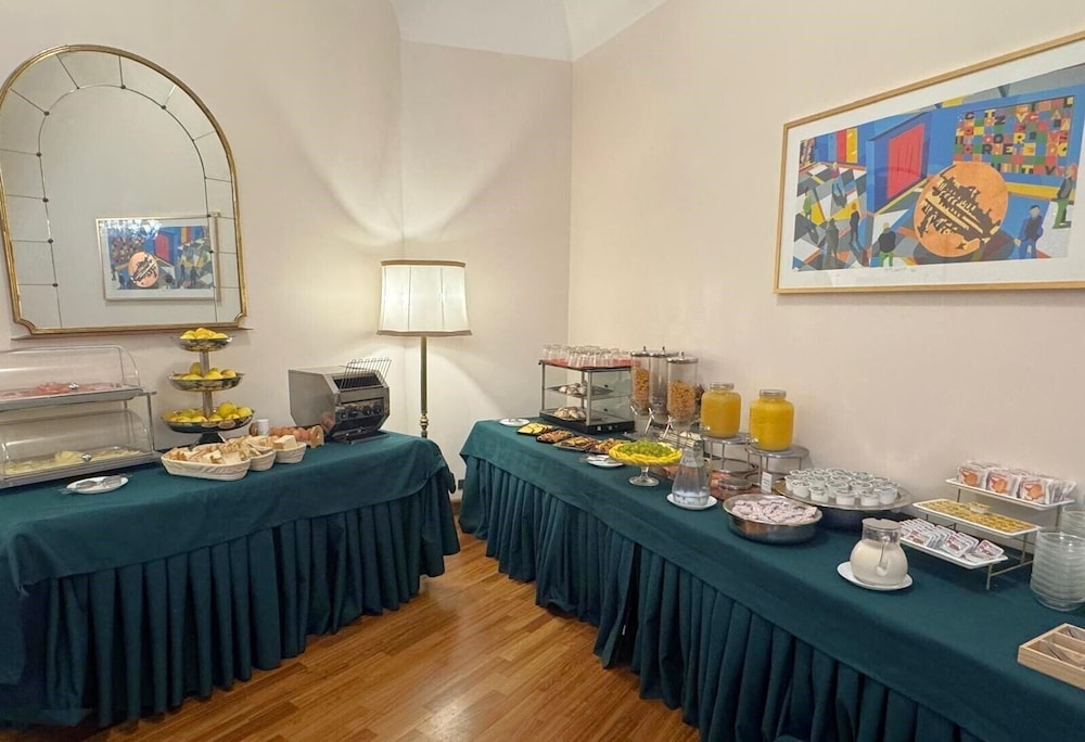 Hotel Medici 34/48