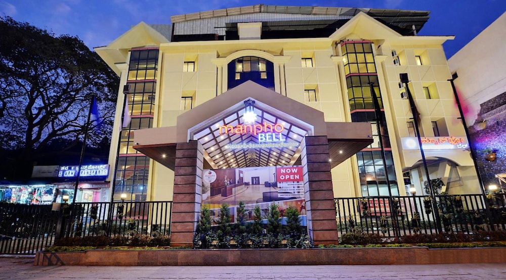 Manpho Bell Hotel & Convention Center 1/50