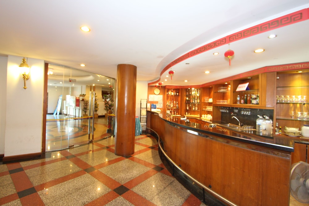 Camelot Hotel Pattaya 10/50