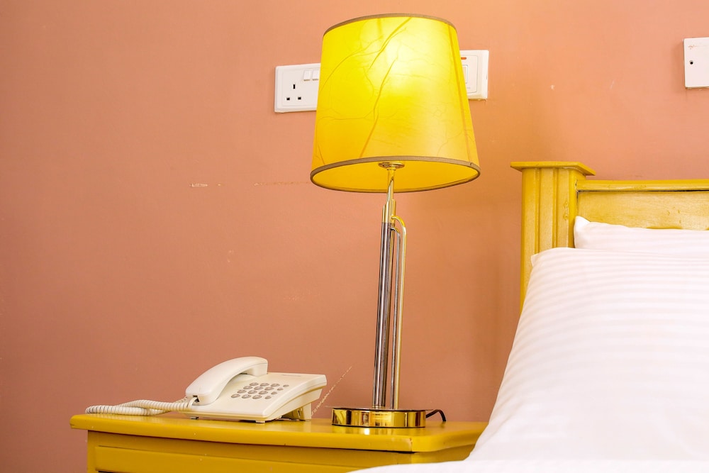 Hotel 7 Seasons Entebbe 35/55