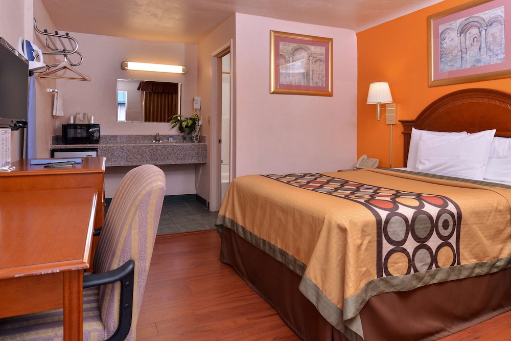 Americas Best Value Inn Eugene 16/29