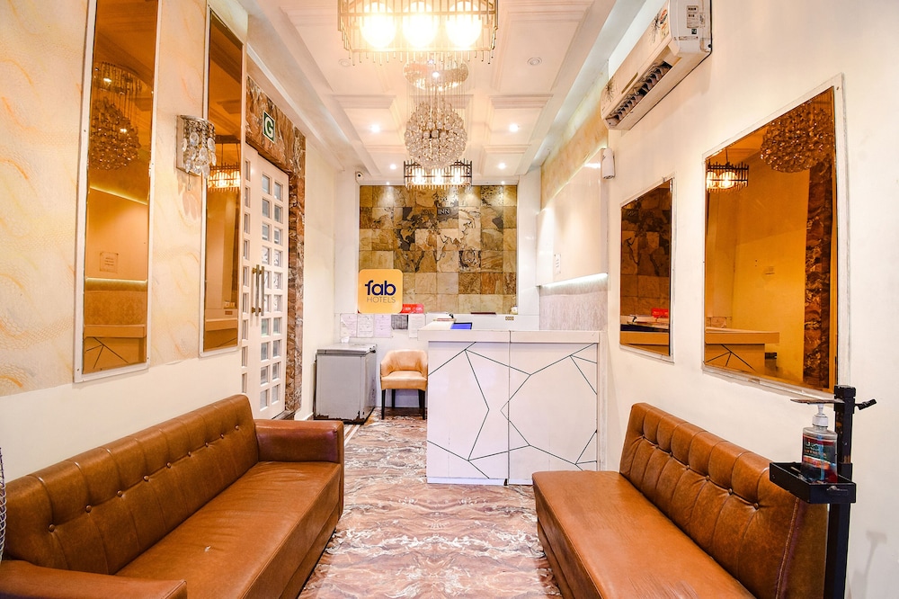 Oyo 15617 Abi's Inn 46/50